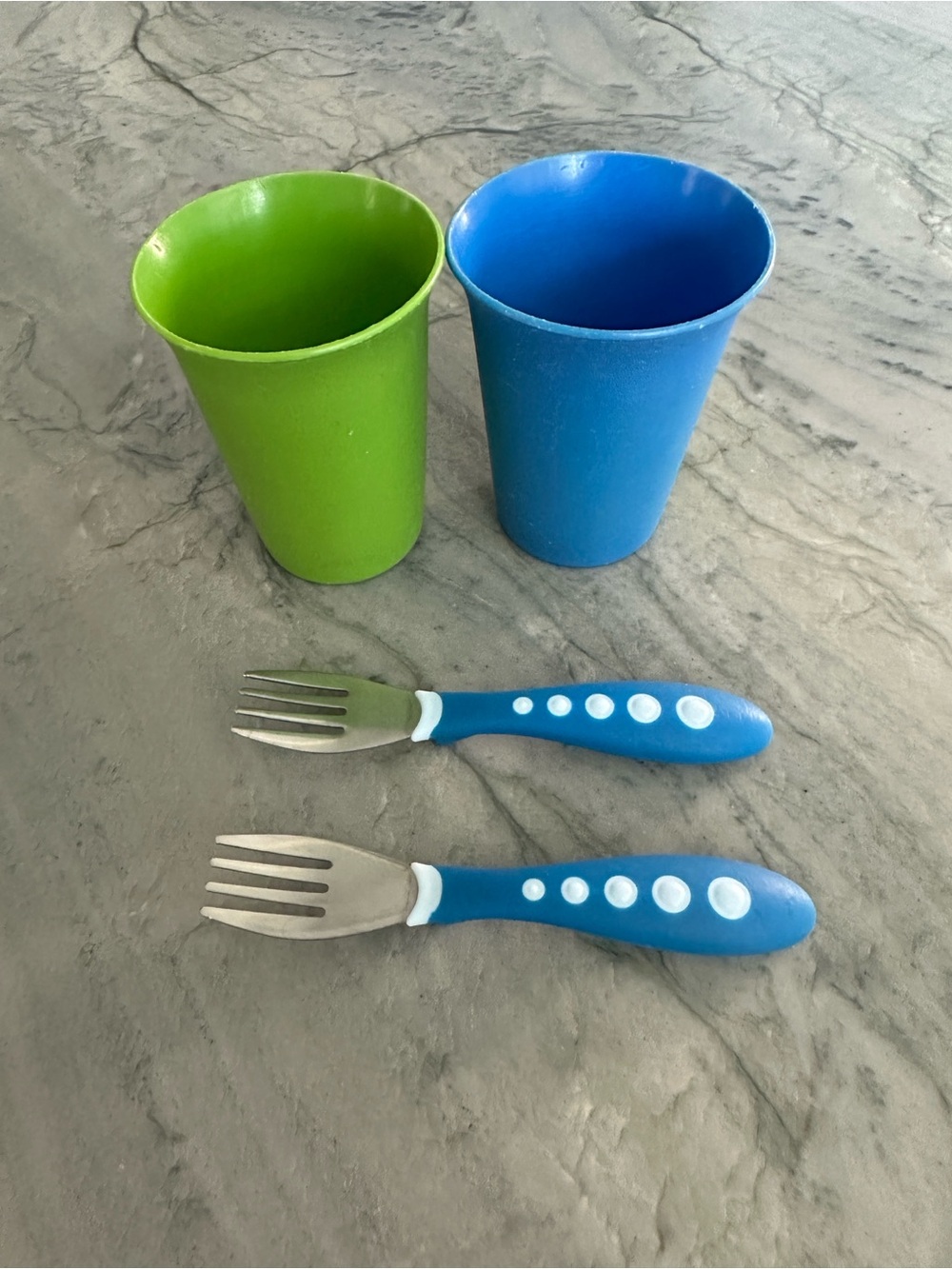 Kids Tupperware Cups with Blue Gerber Forks